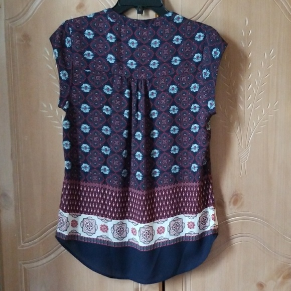 Black Rainn Sleeveless blouse - Picture 4 of 4